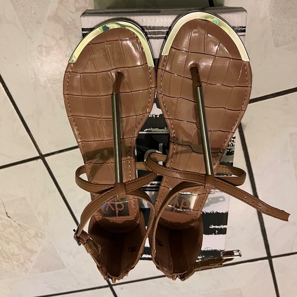 Dolce Vita Shoes - Dolce Vita Sandals